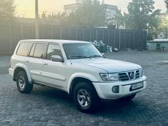 Сүрөт унаа Nissan Patrol