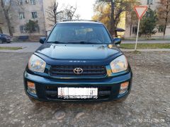 Сүрөт унаа Toyota RAV4