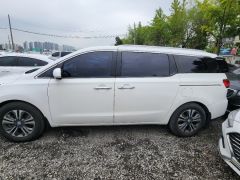 Сүрөт унаа Kia Carnival