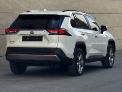 Сүрөт унаа Toyota RAV4