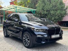 Photo of the vehicle BMW X5