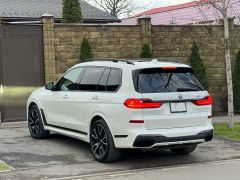 Сүрөт унаа BMW X7