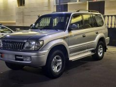 Сүрөт унаа Toyota Land Cruiser Prado