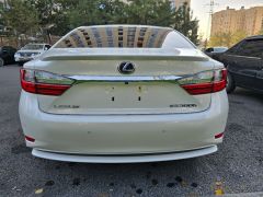 Photo of the vehicle Lexus ES