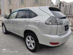 Сүрөт унаа Toyota Harrier