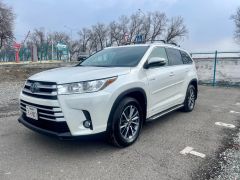 Фото авто Toyota Highlander