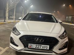 Photo of the vehicle Hyundai Sonata