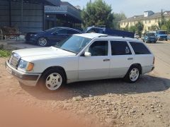 Фото авто Mercedes-Benz W124