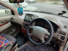 Photo of the vehicle Toyota Gaia