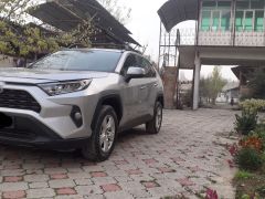 Photo of the vehicle Toyota RAV4