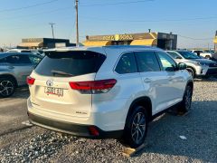 Сүрөт унаа Toyota Highlander