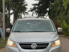 Фото авто Volkswagen Routan