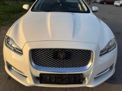 Сүрөт унаа Jaguar XJ