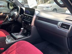 Photo of the vehicle Lexus GX