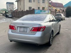 Photo of the vehicle Lexus ES