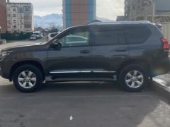 Фото авто Toyota Land Cruiser Prado