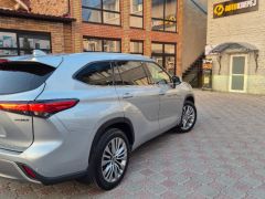 Сүрөт унаа Toyota Highlander