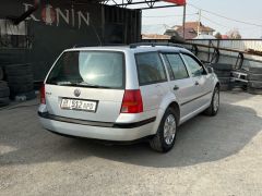 Фото авто Volkswagen Golf