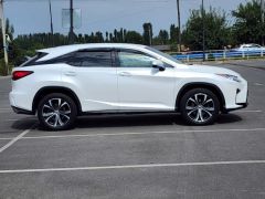 Photo of the vehicle Lexus RX