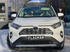 Сүрөт унаа Toyota RAV4