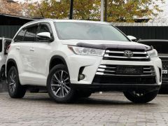 Photo of the vehicle Toyota Highlander