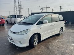 Фото авто Toyota Estima