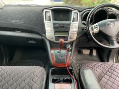 Сүрөт унаа Toyota Harrier