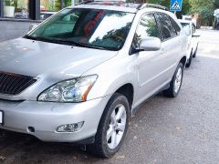 Photo of the vehicle Lexus RX