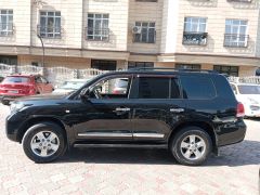 Photo of the vehicle Toyota Land Cruiser