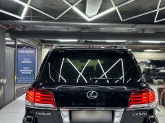 Фото Lexus LX  2012