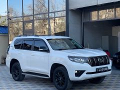 Сүрөт унаа Toyota Land Cruiser Prado