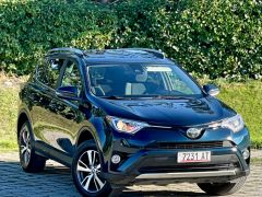 Сүрөт унаа Toyota RAV4