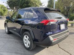 Photo of the vehicle Toyota RAV4