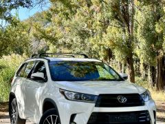 Сүрөт унаа Toyota Highlander