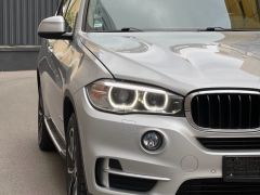 Photo of the vehicle BMW X5