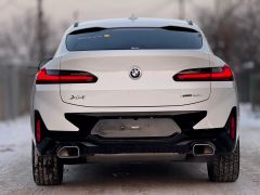 Photo of the vehicle BMW X4