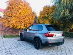 Photo of the vehicle BMW X5