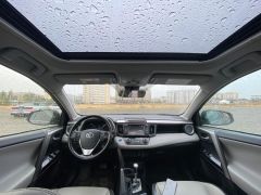 Сүрөт унаа Toyota RAV4