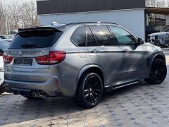 Photo of the vehicle BMW X5