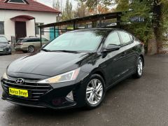 Photo of the vehicle Hyundai Elantra