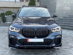 Photo of the vehicle BMW X5