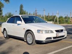 Фото авто Honda Accord