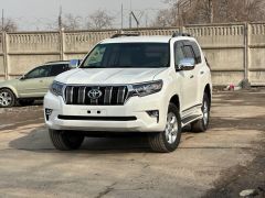 Сүрөт унаа Toyota Land Cruiser Prado