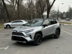 Сүрөт унаа Toyota RAV4