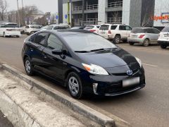 Фото авто Toyota Prius