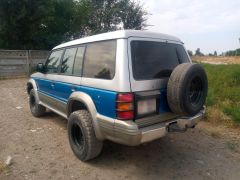 Сүрөт унаа Mitsubishi Pajero