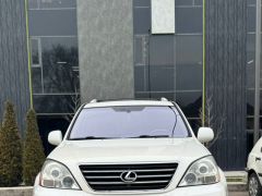 Photo of the vehicle Lexus GX