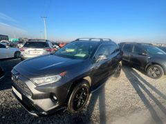 Сүрөт унаа Toyota RAV4