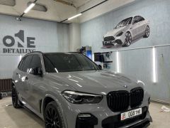 Photo of the vehicle BMW X5