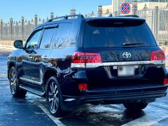 Сүрөт унаа Toyota Land Cruiser